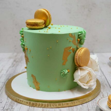 Green Floral Macaron Cake