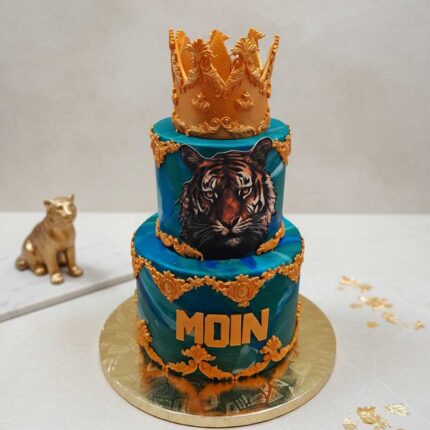 King Crown Cake 3